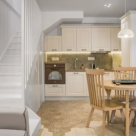 Phaos At Cellaria Estate Villa