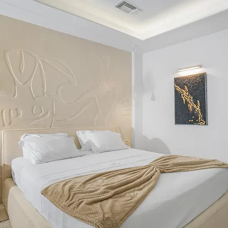 Villa Phaos At Cellaria Estate