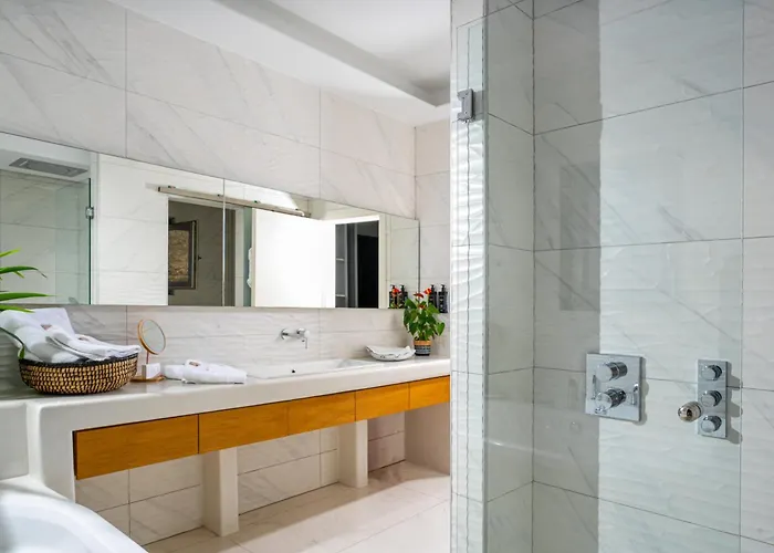 فيلة Phaos At Cellaria Estate *