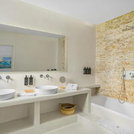 Villa Phaos Cellaria Estate