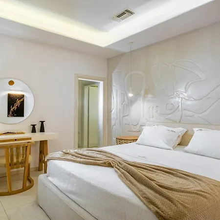 Phaos Cellaria Estate *