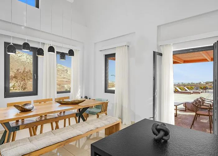 Phaos At Cellaria Estate Vliháda