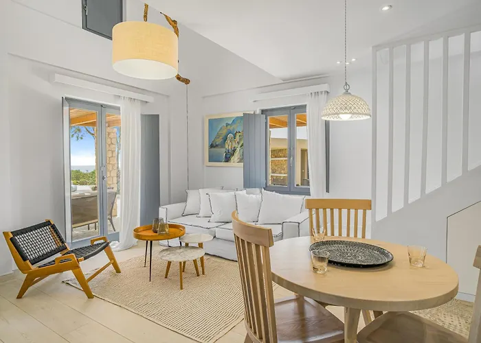 Phaos At Cellaria Estate * Vlychada